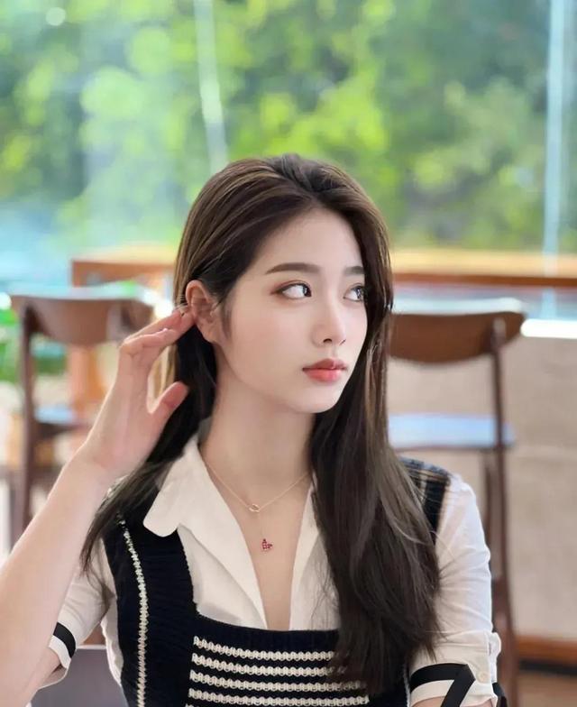 什么的情绪填空词语，什么的情绪填词语（像一本本心灵相册,诗词收藏着我们的喜怒哀乐）