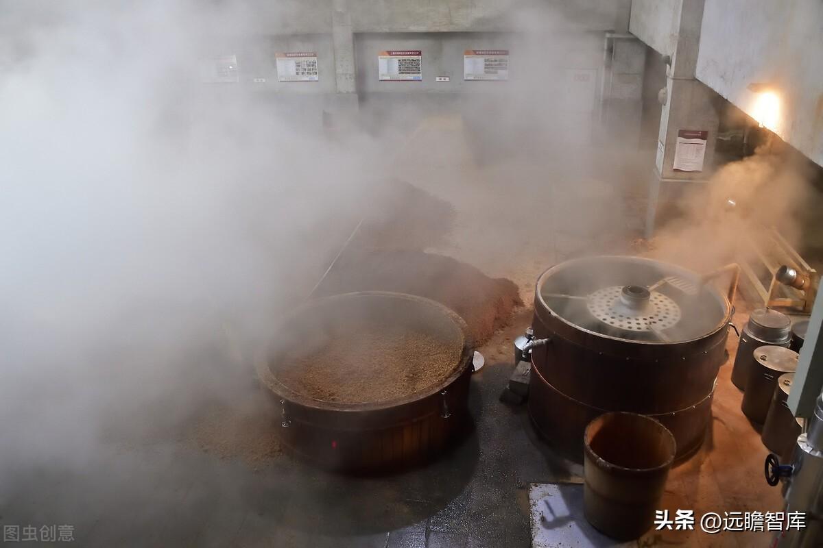 发酵饲料设备厂家，发酵饲料生产厂家（公司酒糟资源化长坡厚雪）