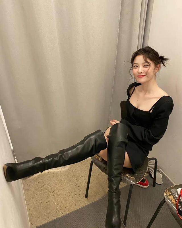 韩国明星头像微信，韩国明星头像（韩国美女明星，金裕贞高清头像）