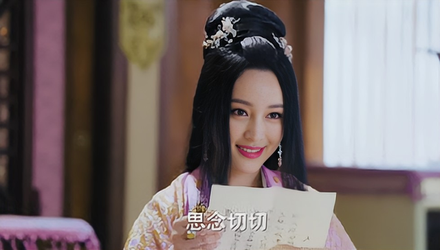 演员甘婷婷简历，甘婷婷：曾手握百余支广告