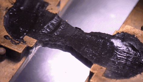 窜天猴原理，什么叫窜天猴（不用点火就能蹦到10层楼）