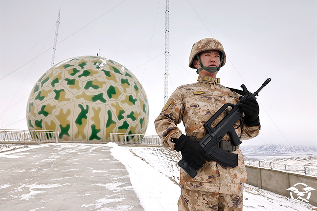 中国人民解放军空军，中国人民解放军空军成立时间（人民空军，生日快乐）