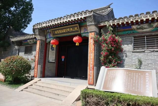 济宁旅游景点大全，济宁周围的旅游景点大全推荐一下（三孔、微山湖、两孟、水泊梁山……）