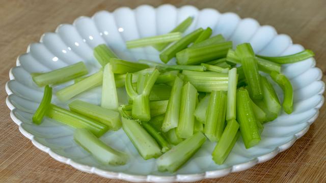 含dha高的食物排名含量最高，dha含量高的食物排名（这6种食物要多吃）