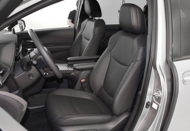 丰田7座车有哪些，丰田7座车价格（这台丰田赛那比GL8实用）