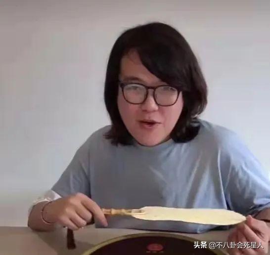 关悦与佟大为婚纱照，关悦图片个人资料（妇女节前的7个瓜）