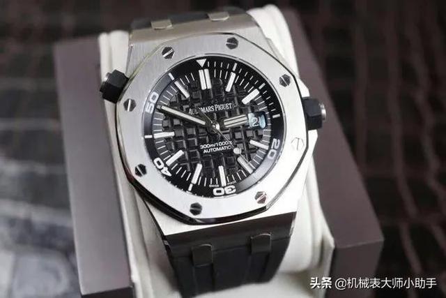 浪琴属于什么档次，浪琴手表是什么档次的（不同级别手表的售价有何差异）