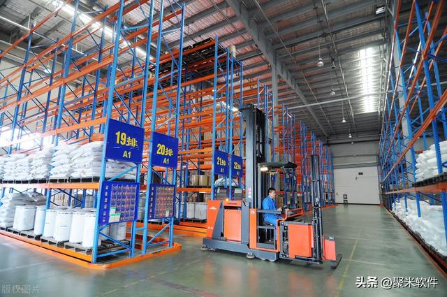 仓库管理系统软件哪个好，万能进销存管理软件免费完整版（不同行业仓库管理软件有什么区别）