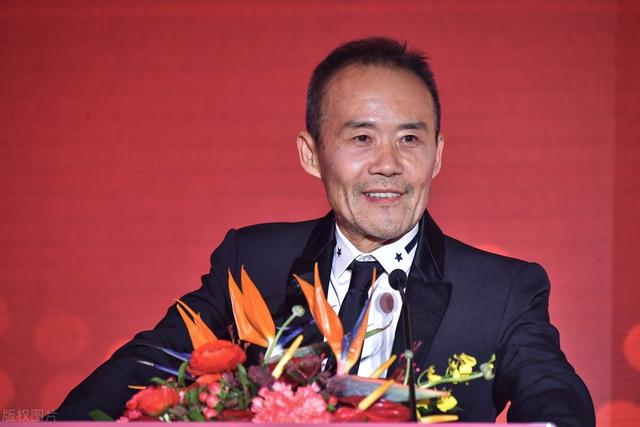 经济下行地产行业，为什么每一次经济下行