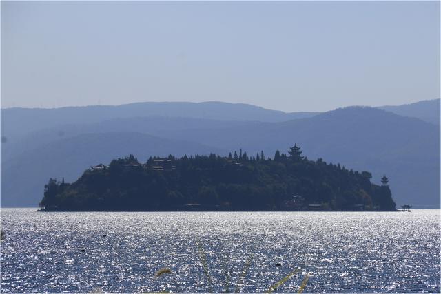 抚仙湖旅游，抚仙湖旅游攻略（胡言摄影抚仙湖16年的50幅照片）