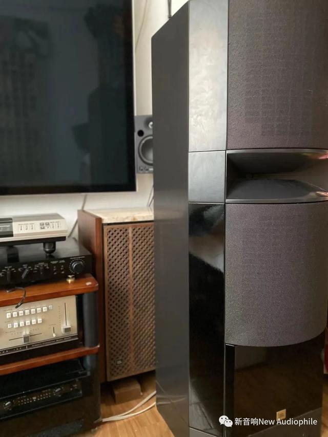 哈曼卡顿和jbl，jbl和哈曼卡顿是什么关系（经典永流传，不朽的JBL名箱）