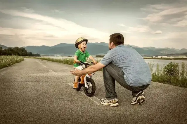怎样拉近父女关系，想要孩子和爸爸关系好一些