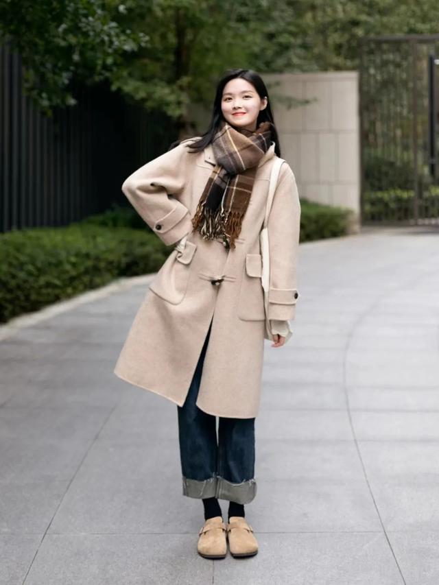 十八度穿什么衣服，18度左右衣服搭配图上海（照着这样穿，保暖又美丽）