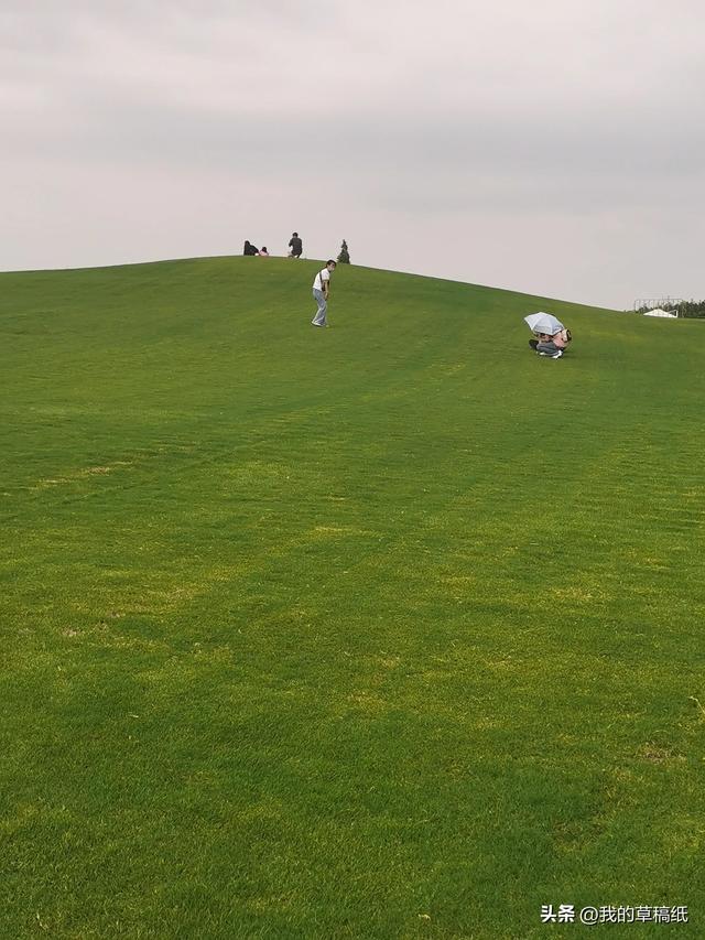 十一假期出游可畅玩银杏湖乐园，湖光山色风景迷人