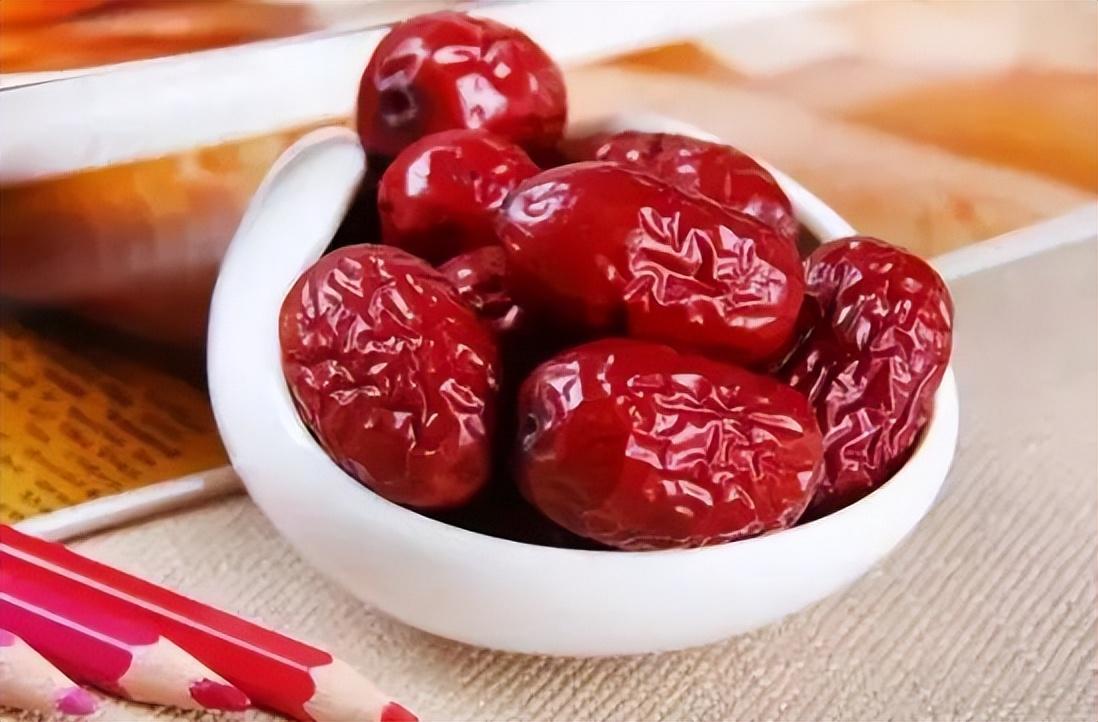 妇女的年龄标准，法律规定多少岁以上的女性是妇女（“3松2大1痛”很突出）