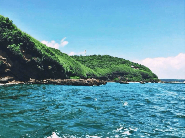 南极洲有人居住吗，南极洲有哪些国家（偌大的南极大陆为何不是任何国家的领土）