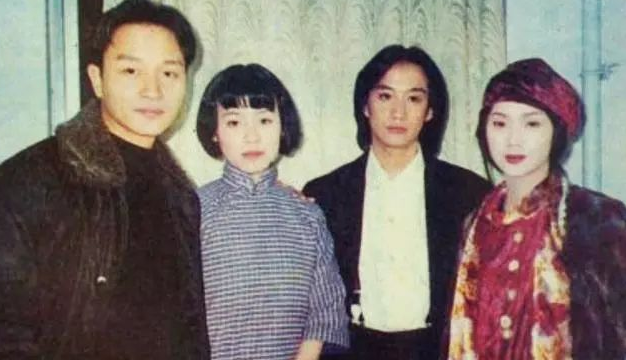 章子怡父母爱情，章子怡父母（8年后再看《父母爱情》）