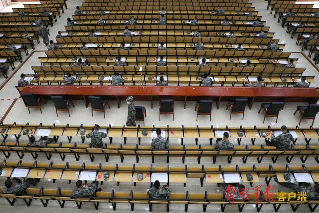 一个营有多少人，一个加强营有多少人（一个营里17人考上军校）