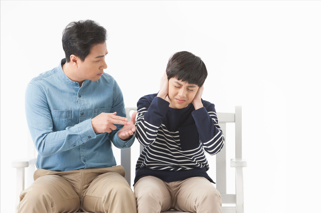 早恋男生都在想什么，青春期男生整天都在想些什么（青春期男孩早恋有这几种表现）