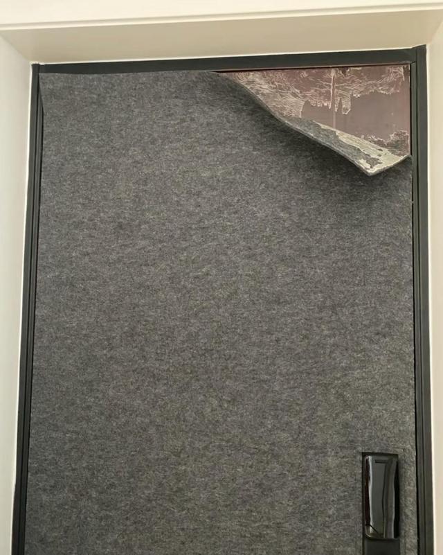 教你如何更换防盗门锁体，防盗门锁怎么更换（为什么不建议大家换防盗门）