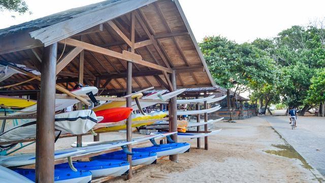 金巴兰海滩的地址在哪里，巴拉湾海滩在哪里（巴厘岛绝美海滩太多了）