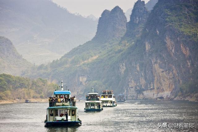 旅游板块龙头股有哪些,旅游股票有哪些龙头股（中国A股：旅游业迎黄金发展期）