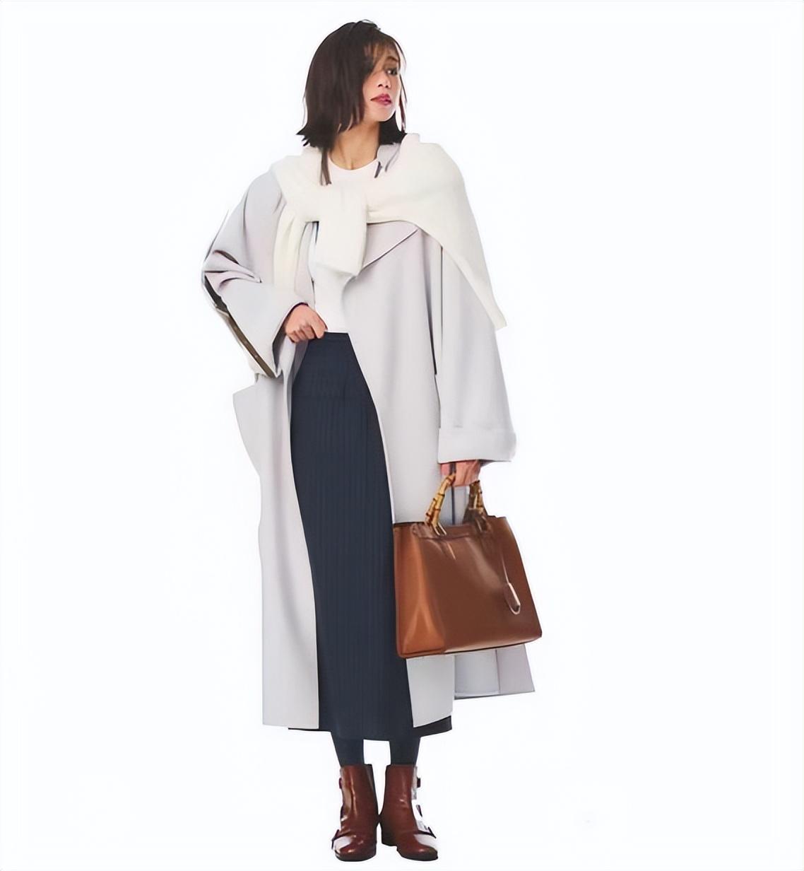 穿裙子里边穿啥,女生穿裙子里面要穿什么(优雅女人穿“半裙”) 穿裙子里边穿啥,女生穿裙子里面要穿什么(优雅女人穿“半裙”)