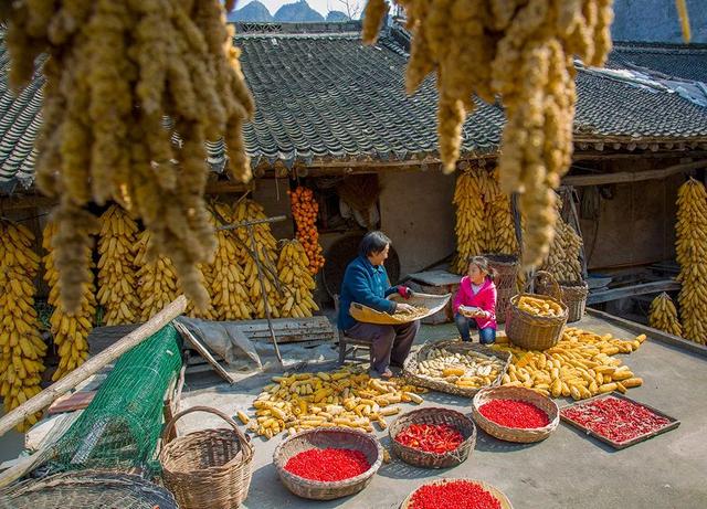 举起手来拍摄地，举起手来拍摄地郭亮村介绍（悬崖上有隐秘古村）
