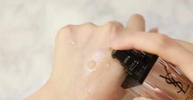 精华液哪个牌子好，精华液哪个牌子效果好5款零差评（5款大牌精华详测）