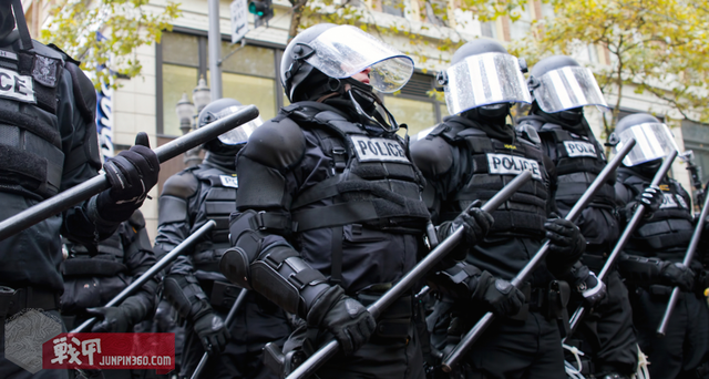 棍可以怎么组词，棍可以组词什么（棍中不二——全面认识伸缩棍）