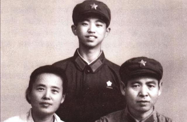 50军历任军长，50军曾泽生最终结局是什么（在抗美援朝中不幸殉国）