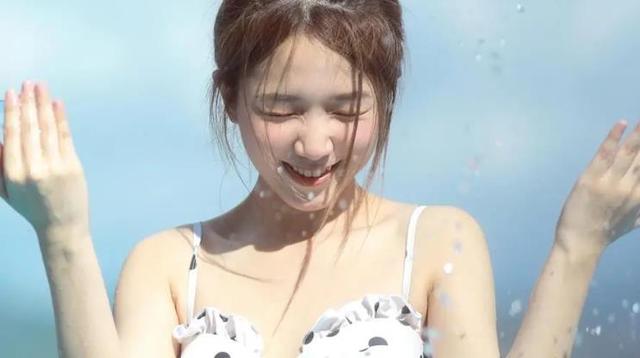 怎么打动一个女人的心，怎么能打动一个女人的心（如何利用真诚产生情愫呢）