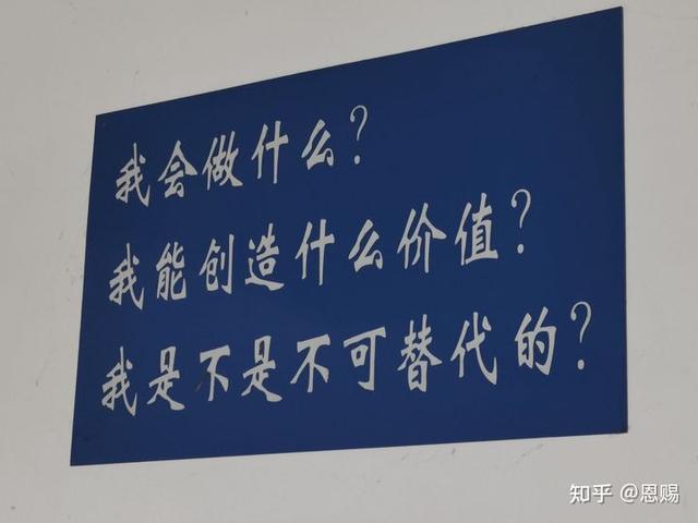 大学生如何提高自己的道德修养水平，大学生应该如何提升自己的道德修养（简述当今大学生应该怎样加强自我修养）