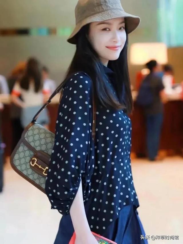 国际品牌女包，包包品牌排行榜前十名女士（今年最火的大牌包包）