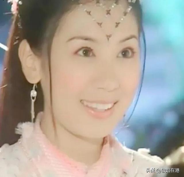 贾静雯惊艳古装造型，太美了