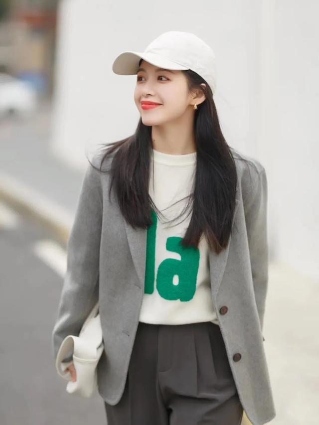 十八度穿什么衣服，18度左右衣服搭配图上海（照着这样穿，保暖又美丽）