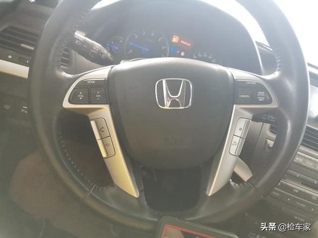歌斯图是什么车，歌斯图3.0（新车25万的本田歌诗图开八年还卖10万）