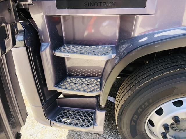 大货车新车报价，解放货车9米6新车报价 （8*4自动挡载货车就是牛）