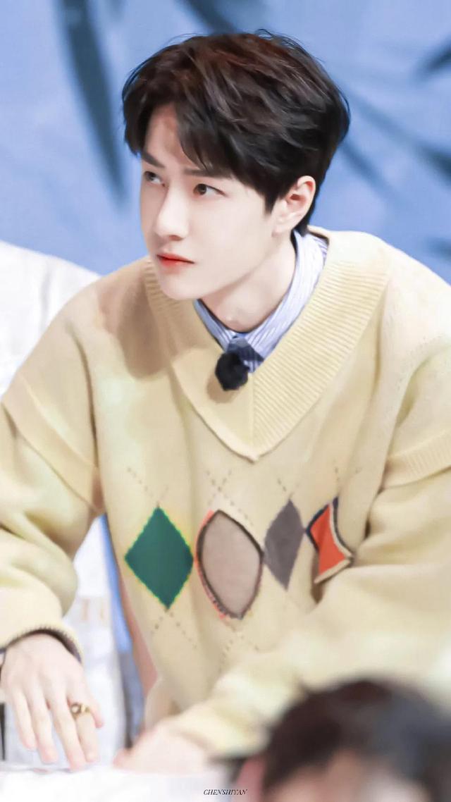 电脑壁纸王一博,王一博三格壁纸/人间理想(男朋友系列壁纸‖快来接收