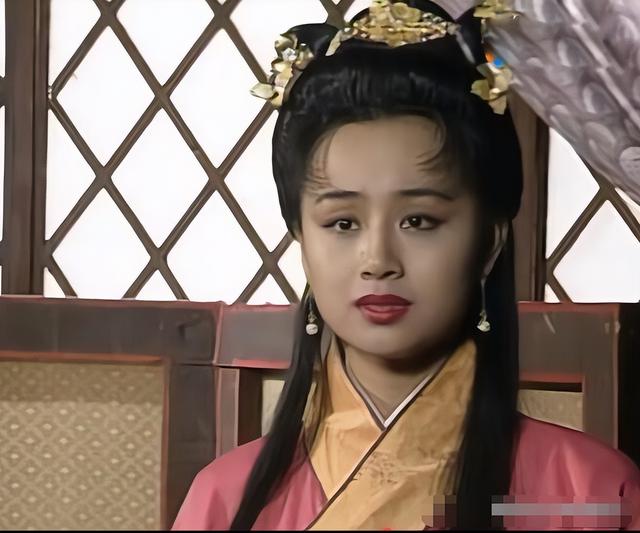 曹颖演的电视剧有哪些，曹颖演过什么电视剧（陈红经典、刘亦菲惊艳、杨若依太“辣眼睛”）