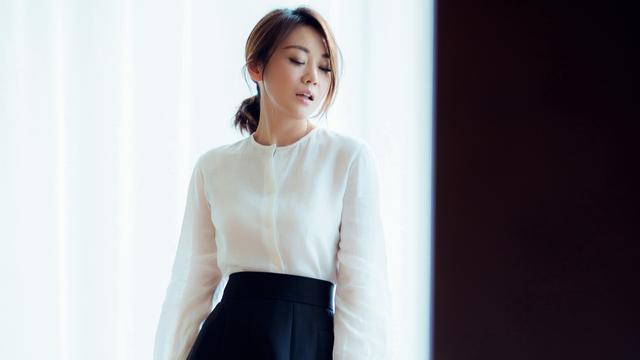 影视演员闫妮个人简历，余男：我们的四十岁不是豆腐渣