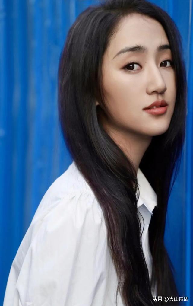 学院风裙子这么搭配秒变校园女神，学院风格裙子（还记得你的初恋吗）