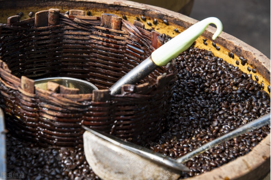 生抽和老抽的区别和用法，酱油生抽和老抽的区别和用法（生抽、老抽、一品鲜、味极鲜）