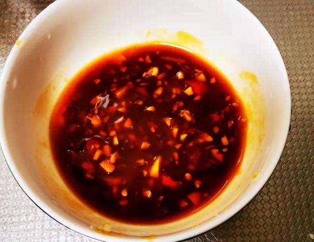 虾怎么炸又酥又脆，怎样炸小河虾酥脆窍门（制作炸大虾的面糊有技巧）