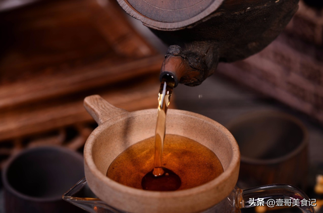 红茶可以放多久，红茶会过期吗（红茶的最佳饮用期）