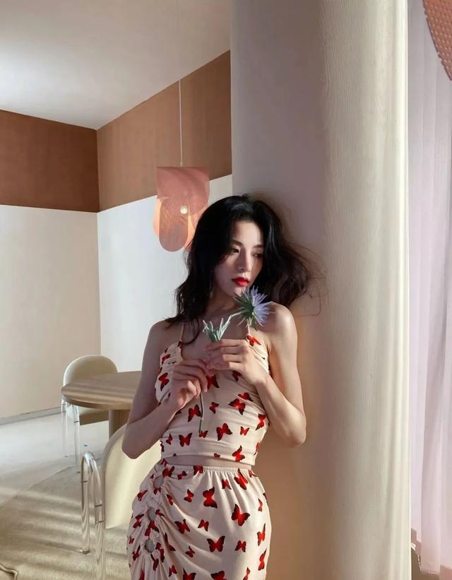 儿童发型图片 小女孩发型绑扎方法简单又可爱，儿童发型图片（几款绝美的新年公主编发）