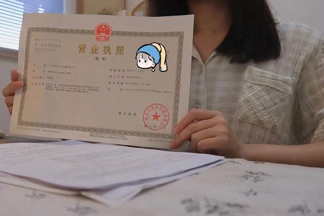 学校门口暴利生意，学校门口暴利生意摆地摊（摆摊10天收入7000元）