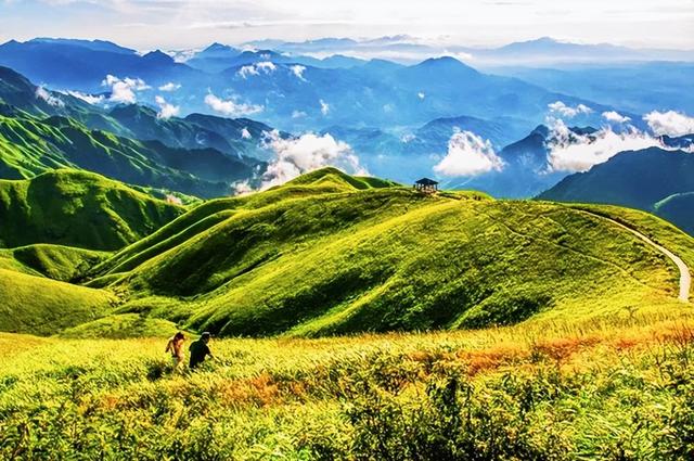 中国最高的山脉，中国十大山脉（东山再起日落西山寿比南山泰山北斗分别是特指中国的哪些山）
