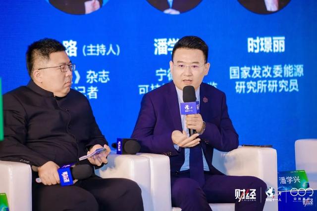 新能源产业包含哪些行业，新能源产业包括哪些行业（新能源全产业链飞跃式发展）