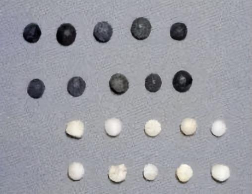 围棋棋盘有几个交叉点，围棋棋盘共有几个交叉点（古代的围棋是什么样子吗）